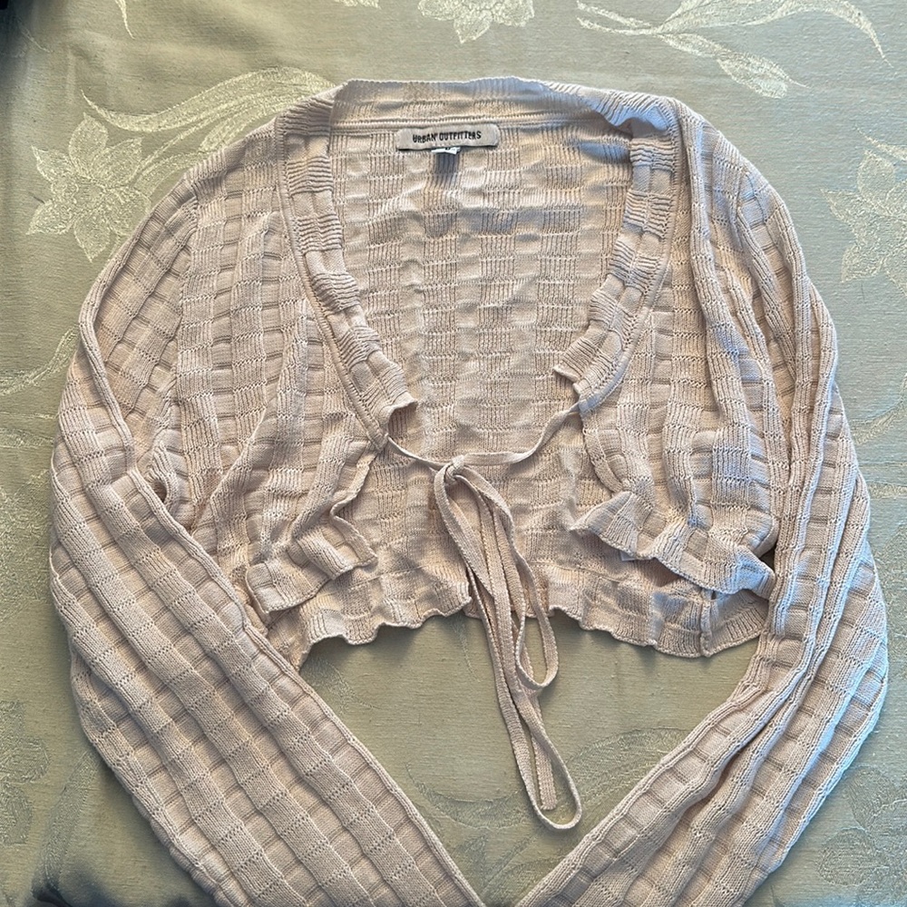 Urban outfitters sweater in cream